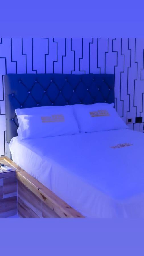 באני Hotel1325 מראה חיצוני תמונה