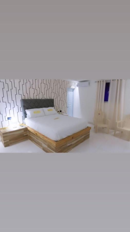 באני Hotel1325 מראה חיצוני תמונה