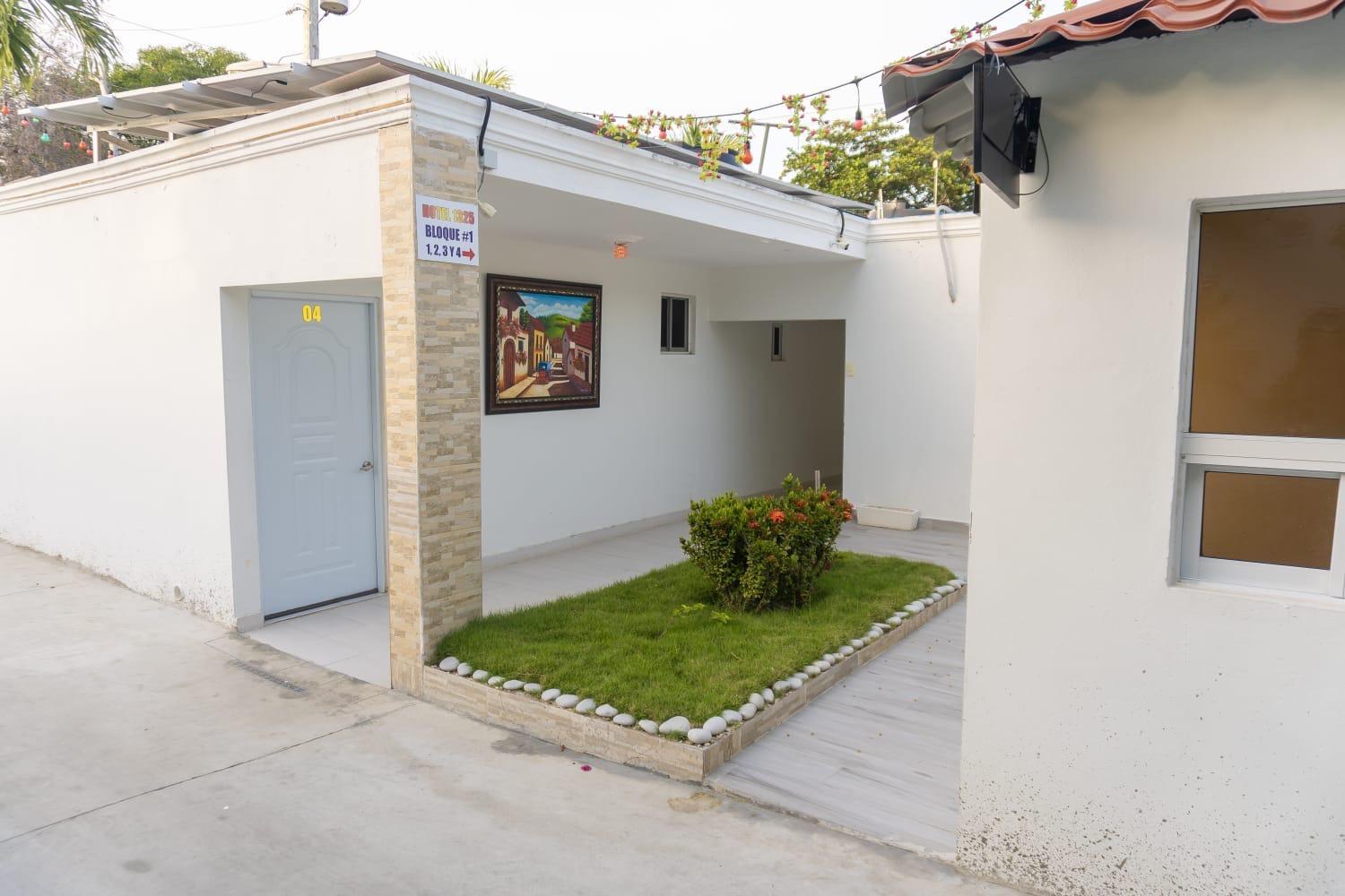 באני Hotel1325 מראה חיצוני תמונה