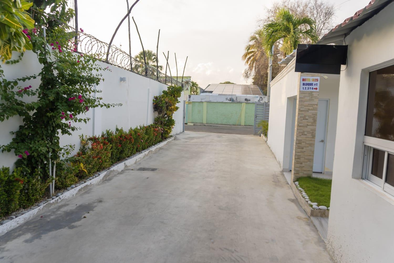 באני Hotel1325 מראה חיצוני תמונה
