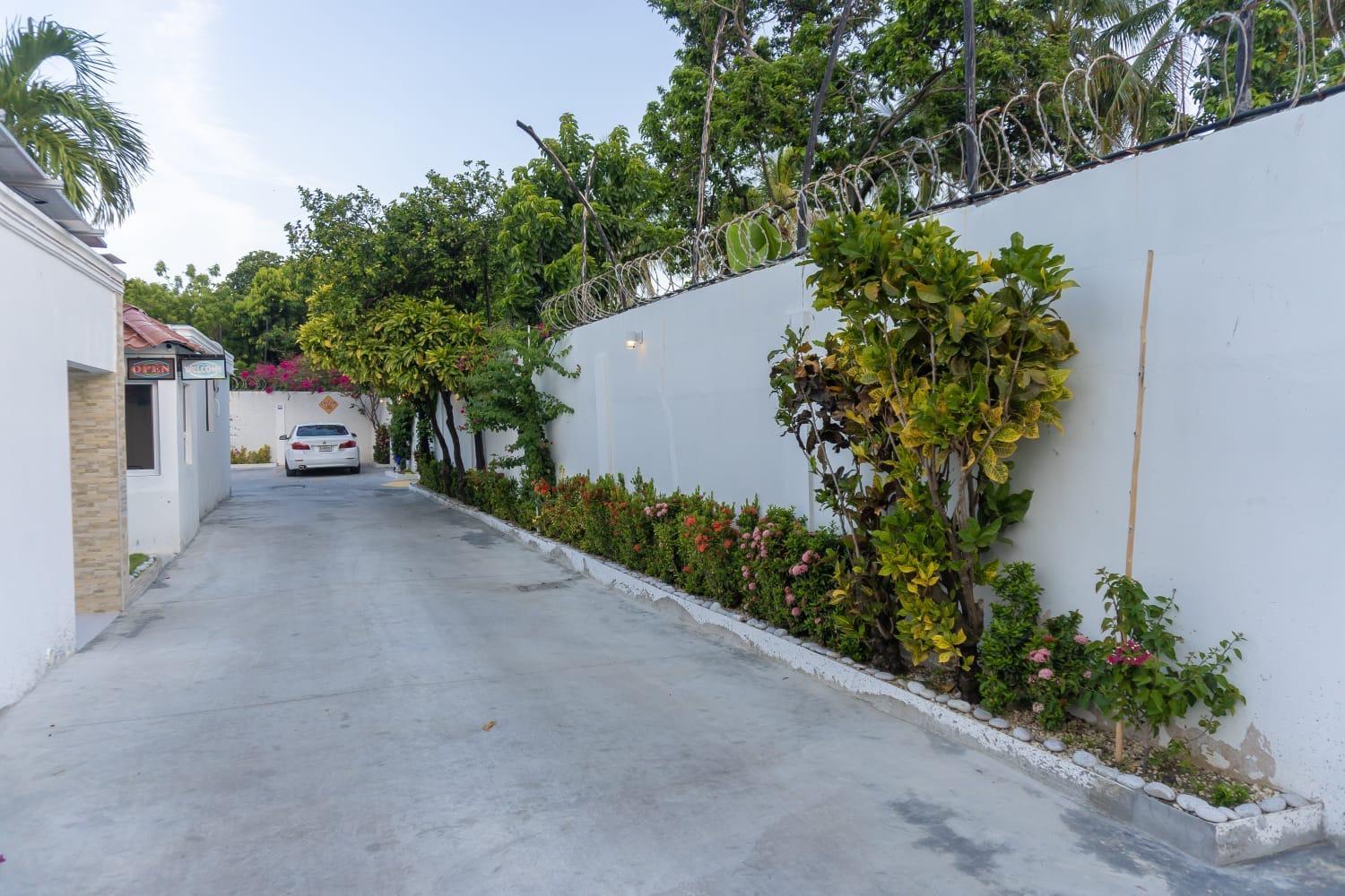 באני Hotel1325 מראה חיצוני תמונה