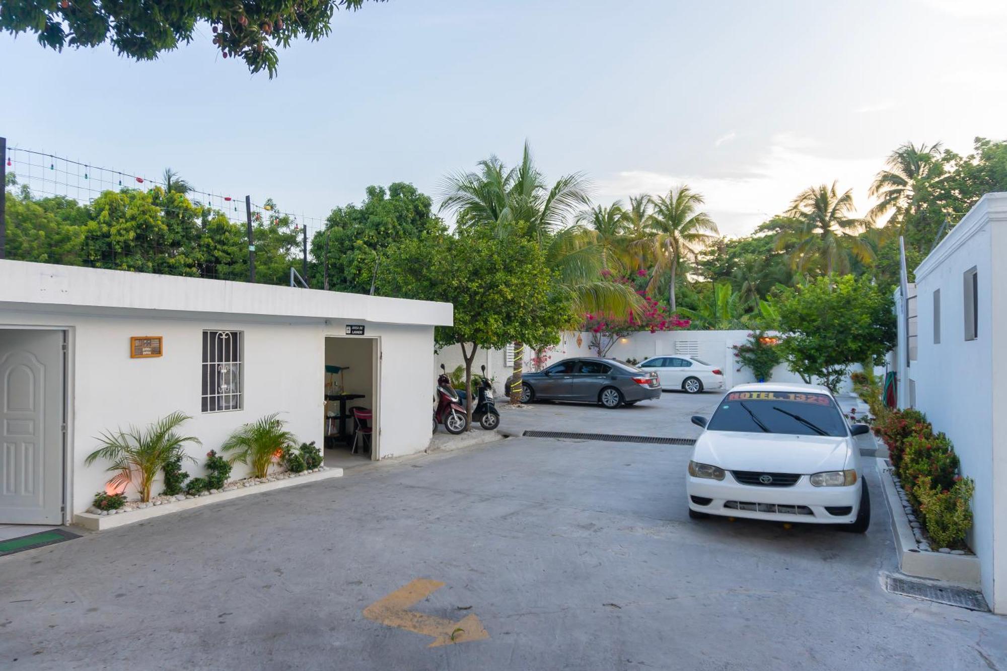 באני Hotel1325 מראה חיצוני תמונה